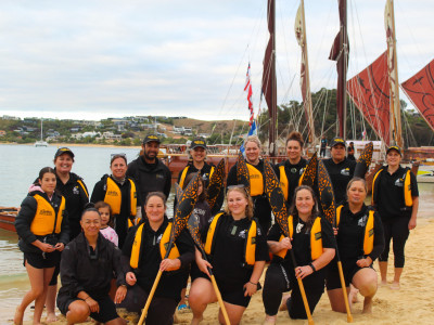 April pānui